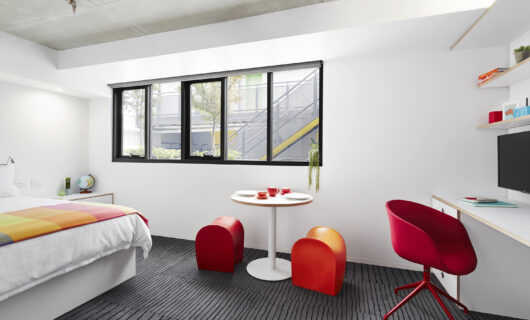 Large Studio
Apartment