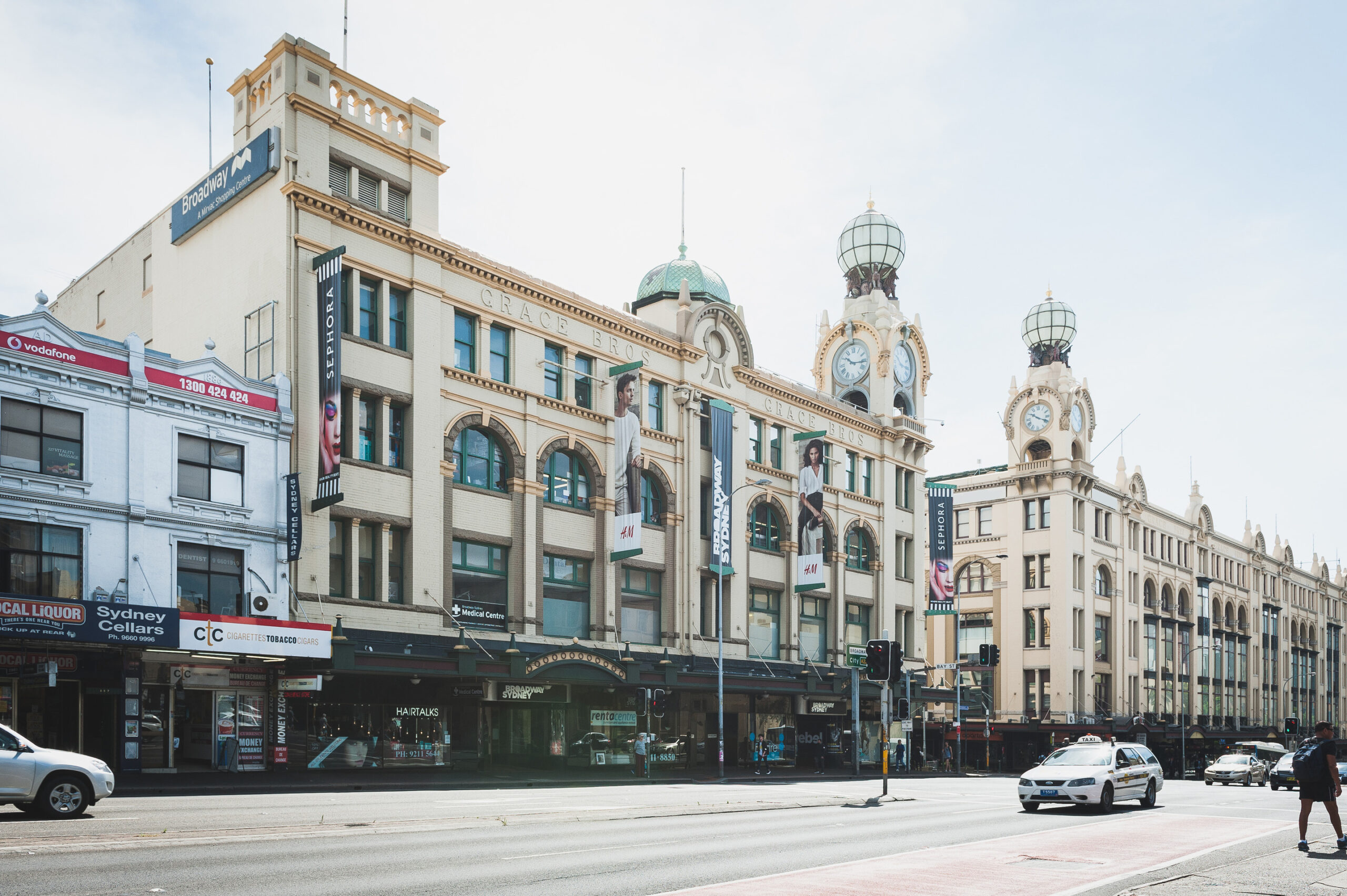 WHAT’S AROUND BROADWAY