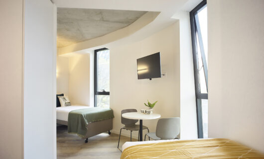 Large Twin Apartment